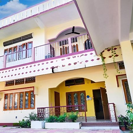 Capital Heritage Homestay Guwahati Esterno foto