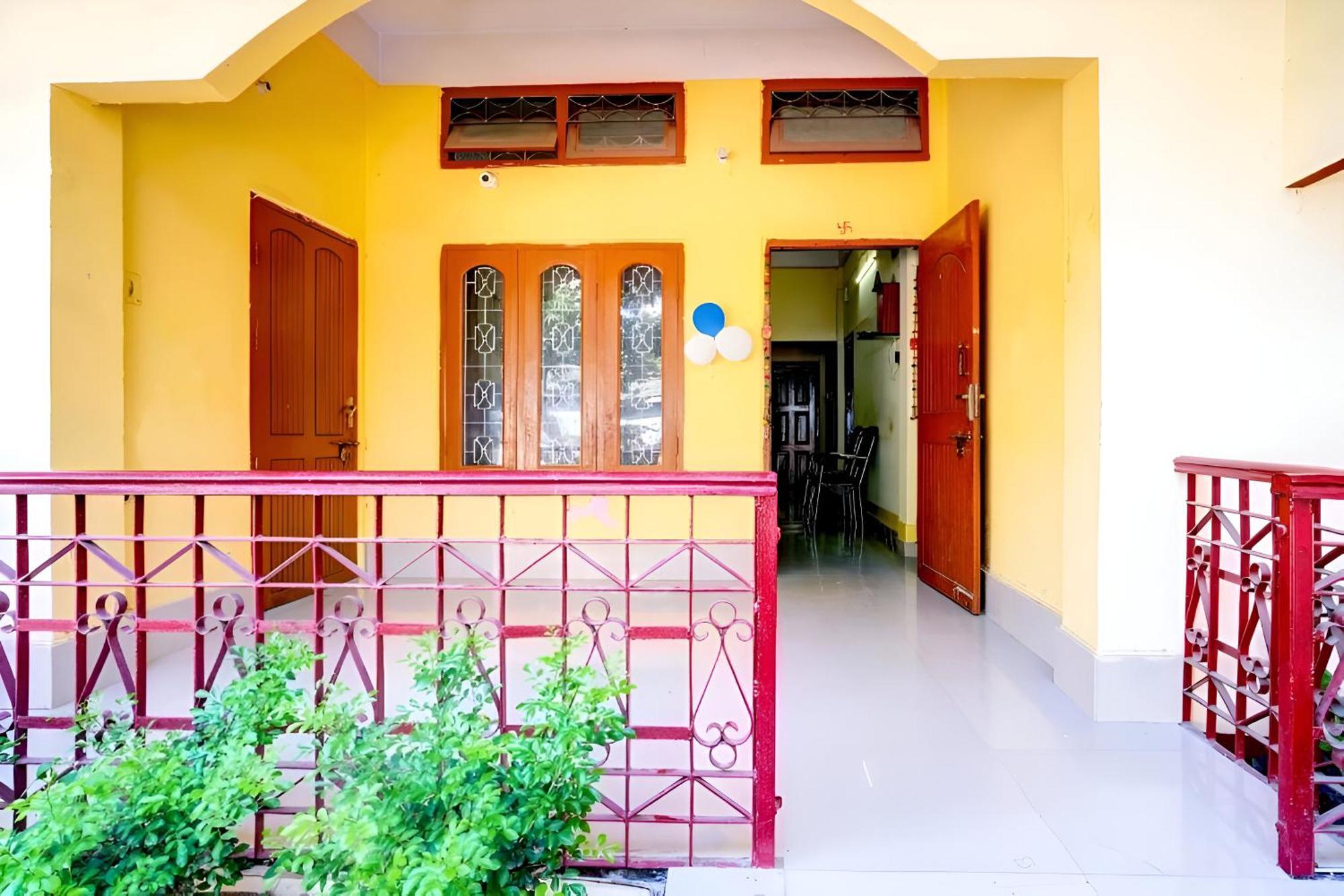 Capital Heritage Homestay Guwahati Esterno foto