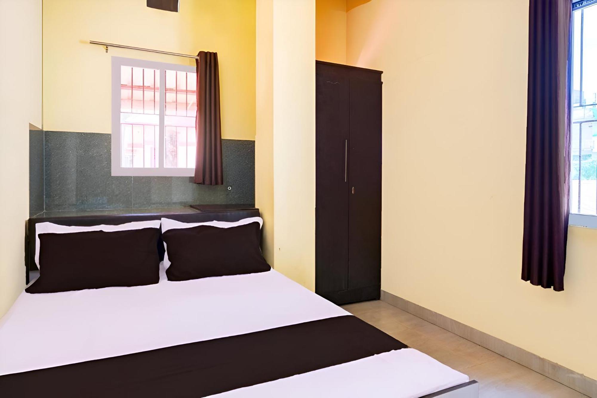 Capital Heritage Homestay Guwahati Esterno foto