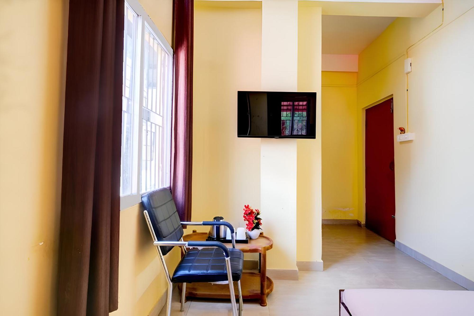 Capital Heritage Homestay Guwahati Esterno foto