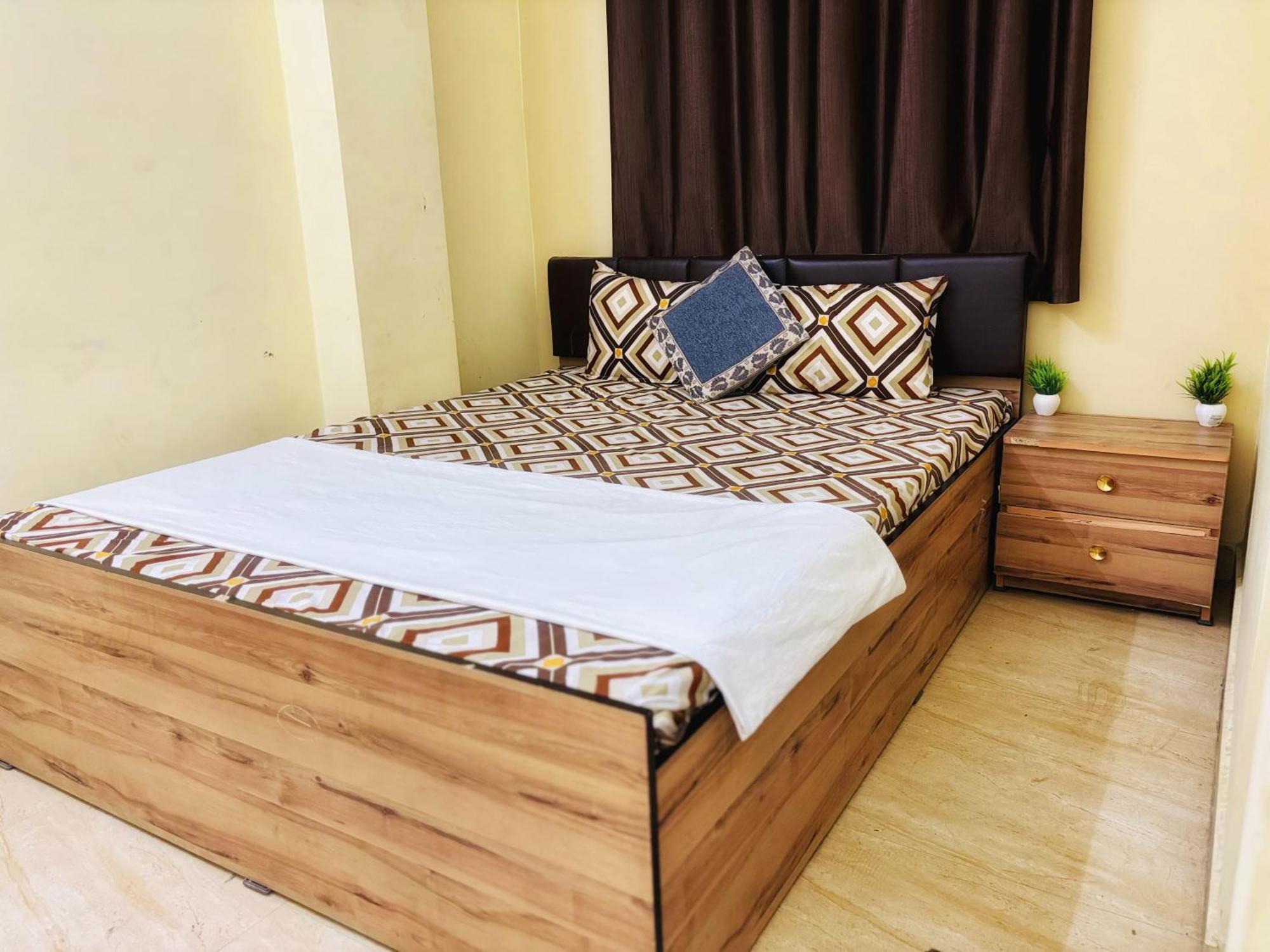 Capital Heritage Homestay Guwahati Esterno foto