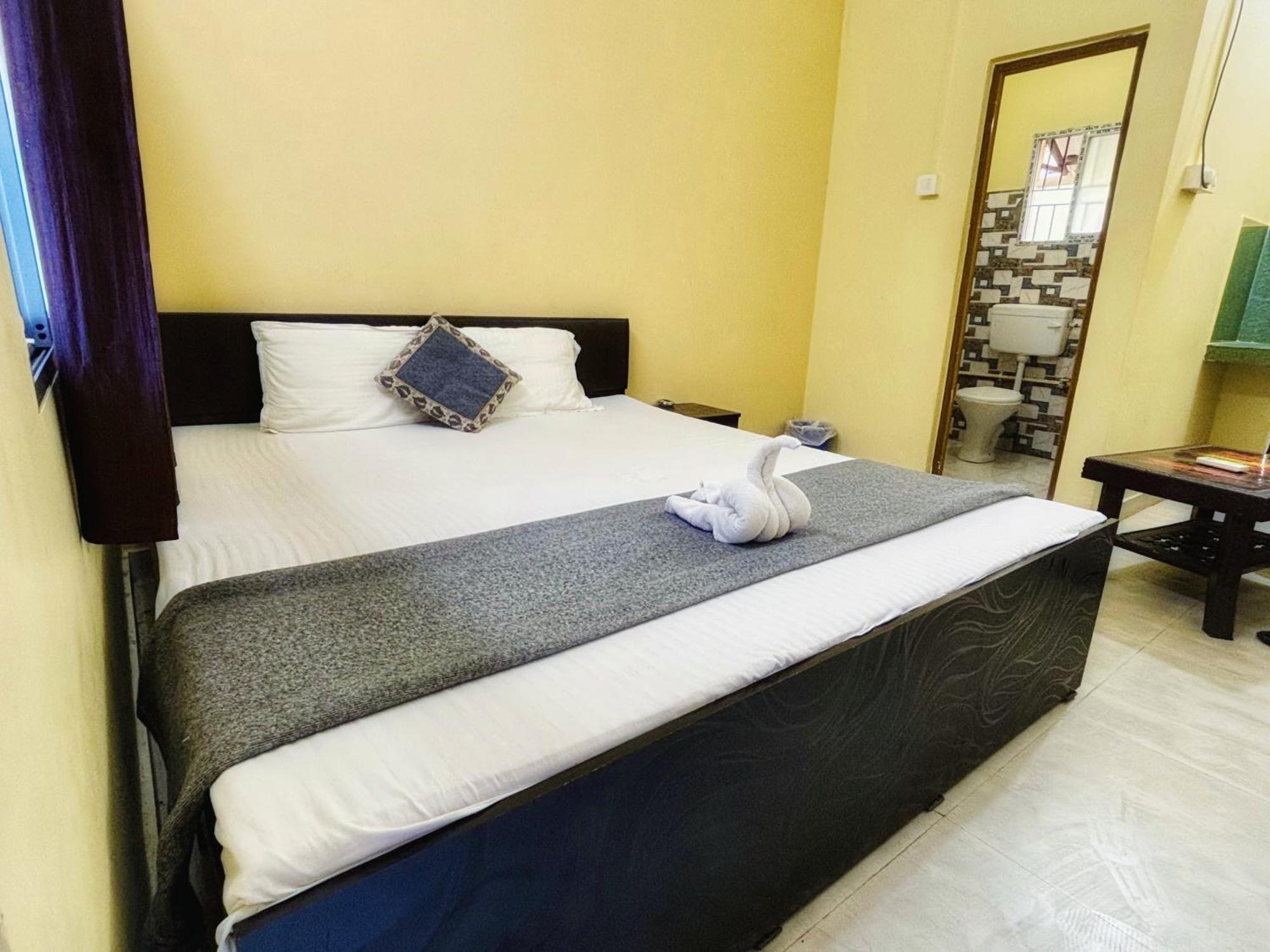 Capital Heritage Homestay Guwahati Esterno foto