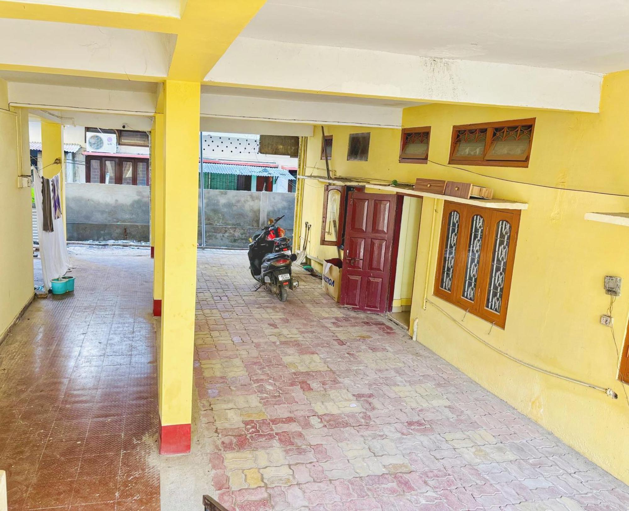 Capital Heritage Homestay Guwahati Esterno foto