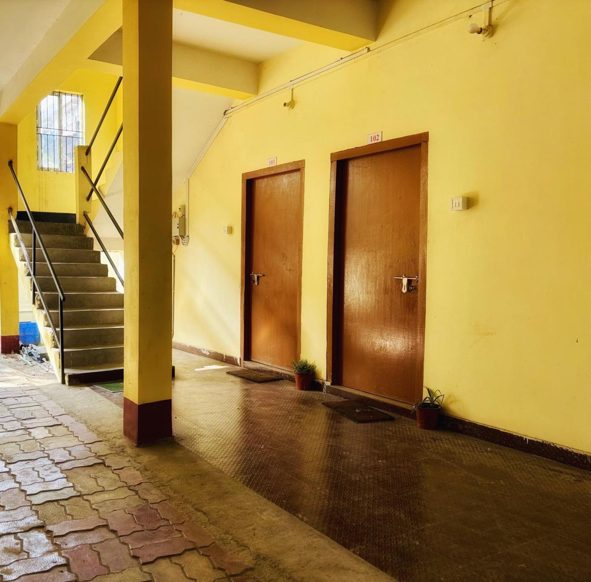 Capital Heritage Homestay Guwahati Esterno foto